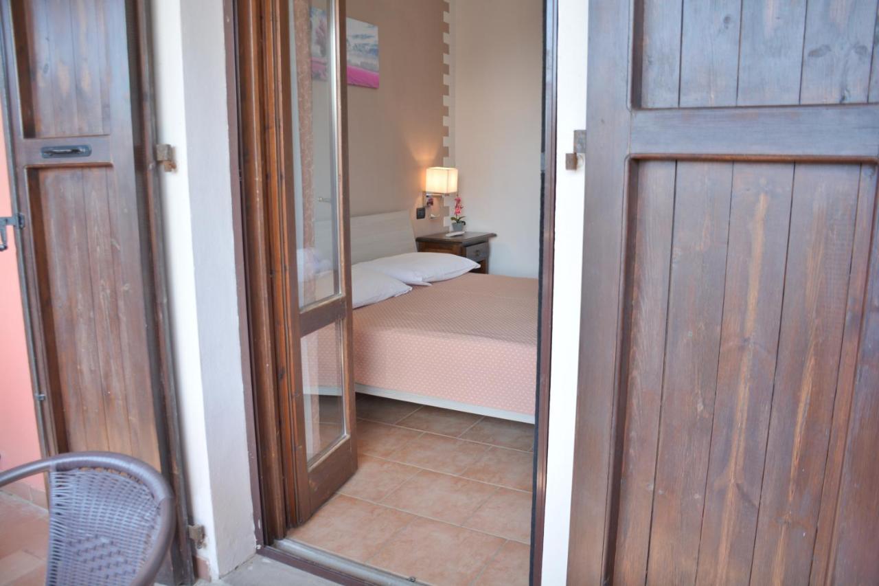 Hotel Villa Paradiso Рипарбелла Экстерьер фото