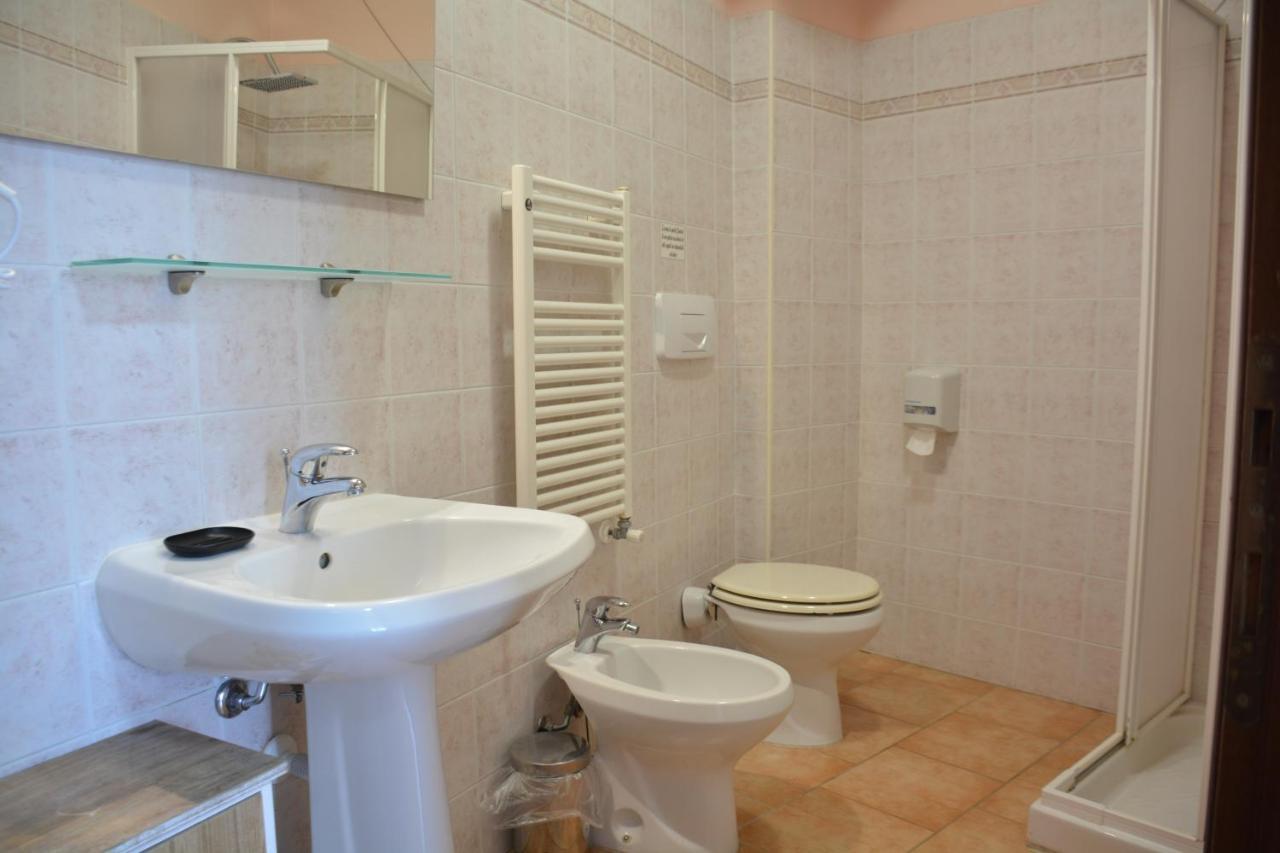 Hotel Villa Paradiso Рипарбелла Экстерьер фото